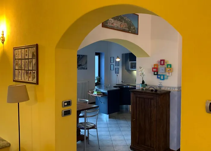 Prázdninový dům Casa Ludovica - Cozy With Panoramic & Mountain Views