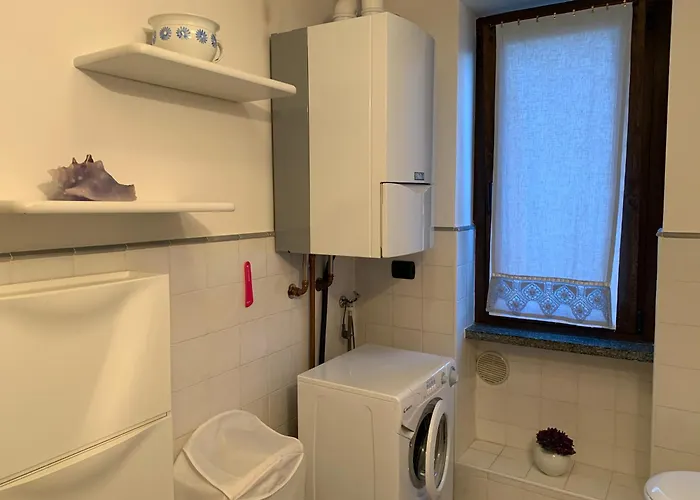 Casa Ludovica - Cozy With Panoramic & Mountain Views Holiday home Gera Lario